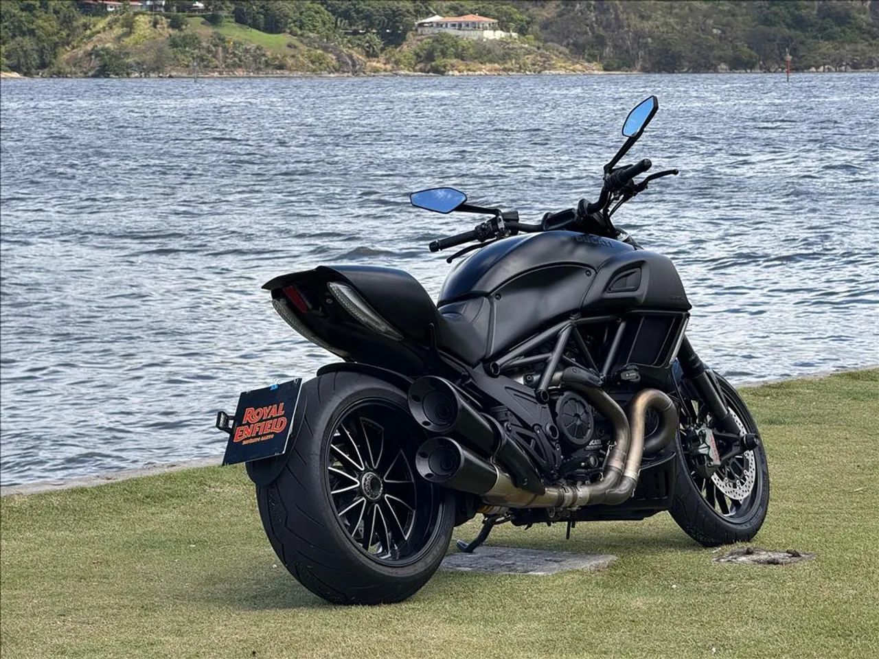 DUCATI DIAVEL DARK - Foto 3