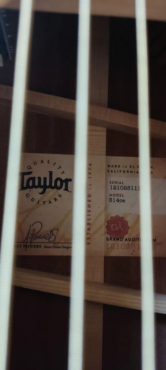 Violão Taylor 314ce com case Original  - Foto 2