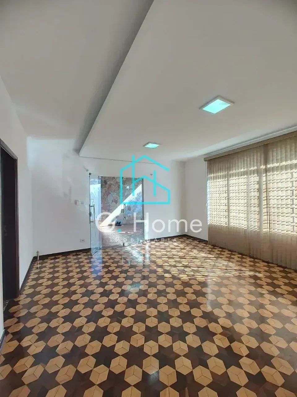 ALUGO CASA COMERCIAL PROXIMO AO HOSPITAL EVANGELICO - Foto 4