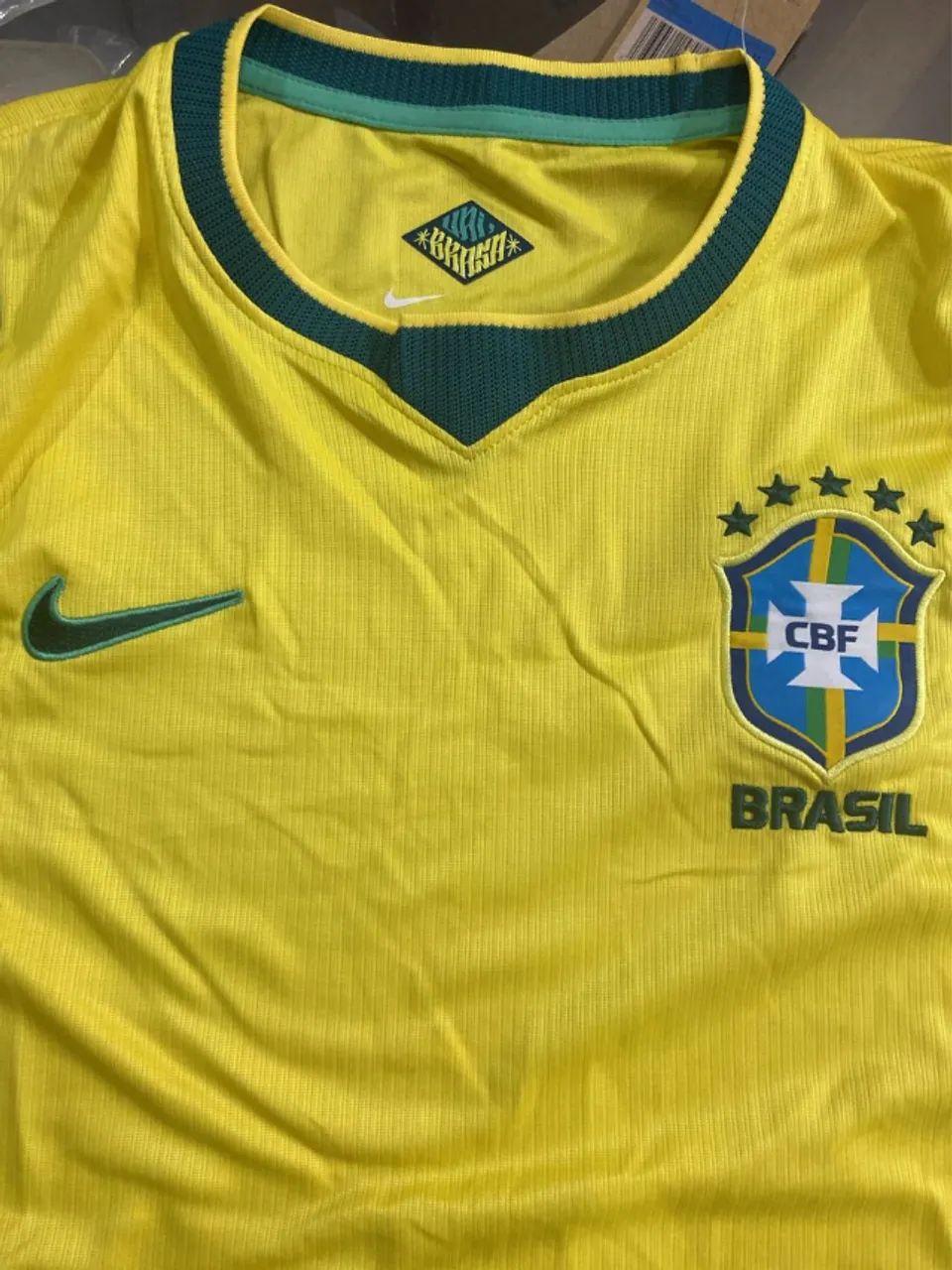 camisa brasil nike amarela tamanho m - Foto 3