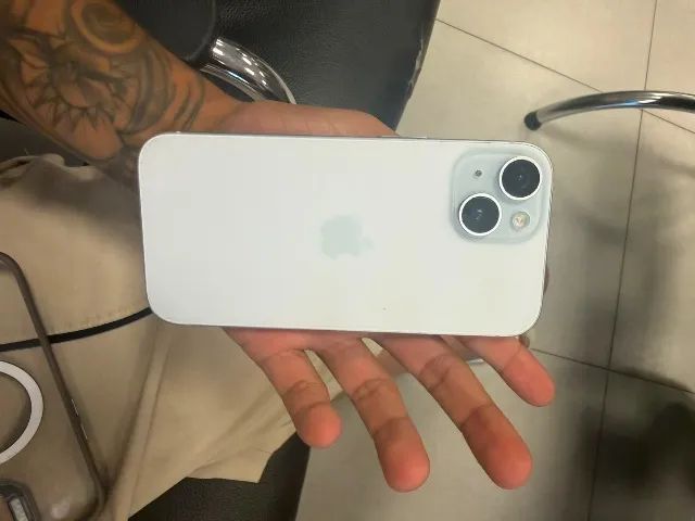 iPhone 15  - Foto 2