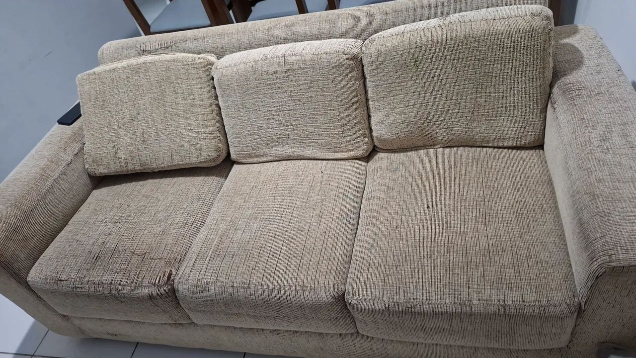 Sofa tecido 3 lugares 