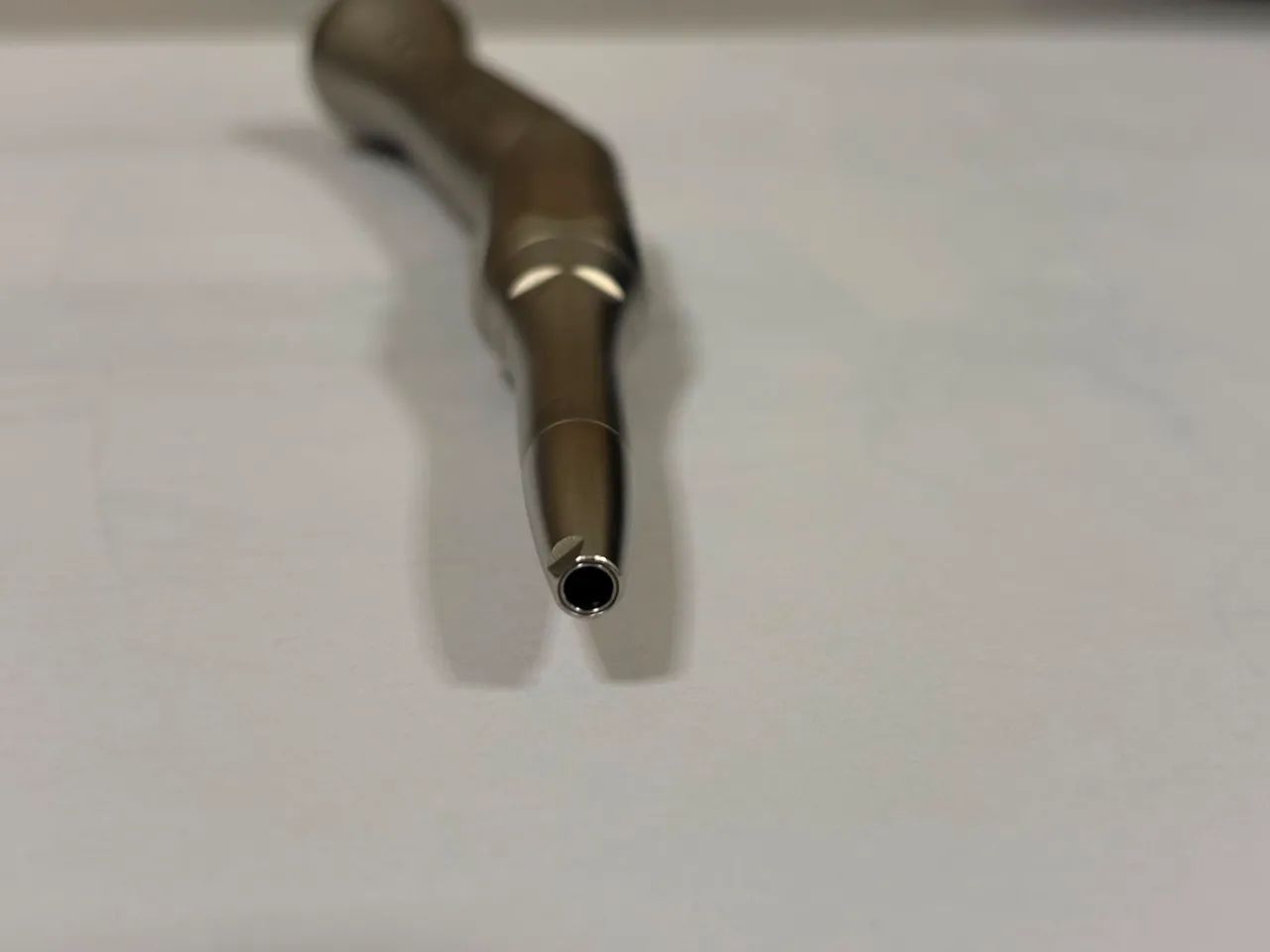 Peça de mão angulada NSK - Foto 4