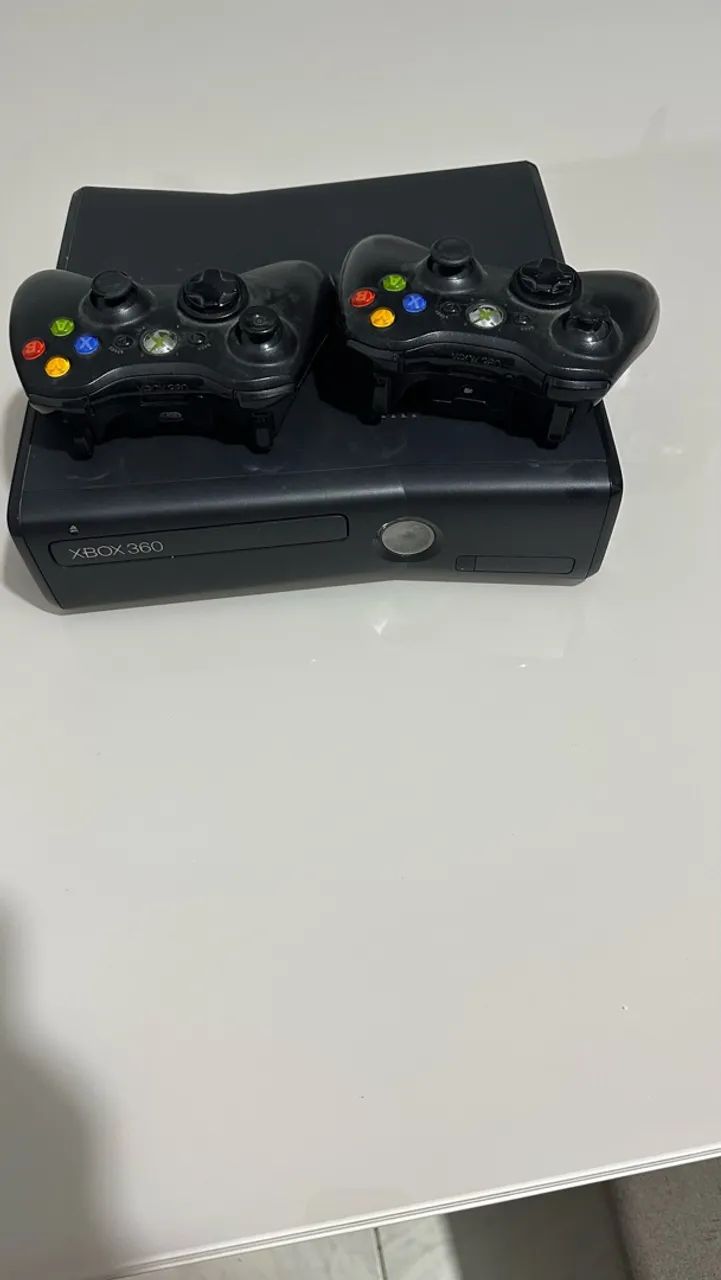 Vendo Xbox 360 travado 