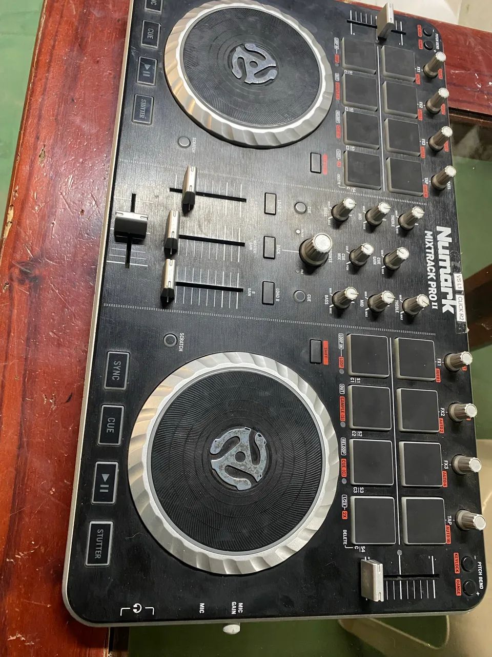CONTROLADORA DJ 