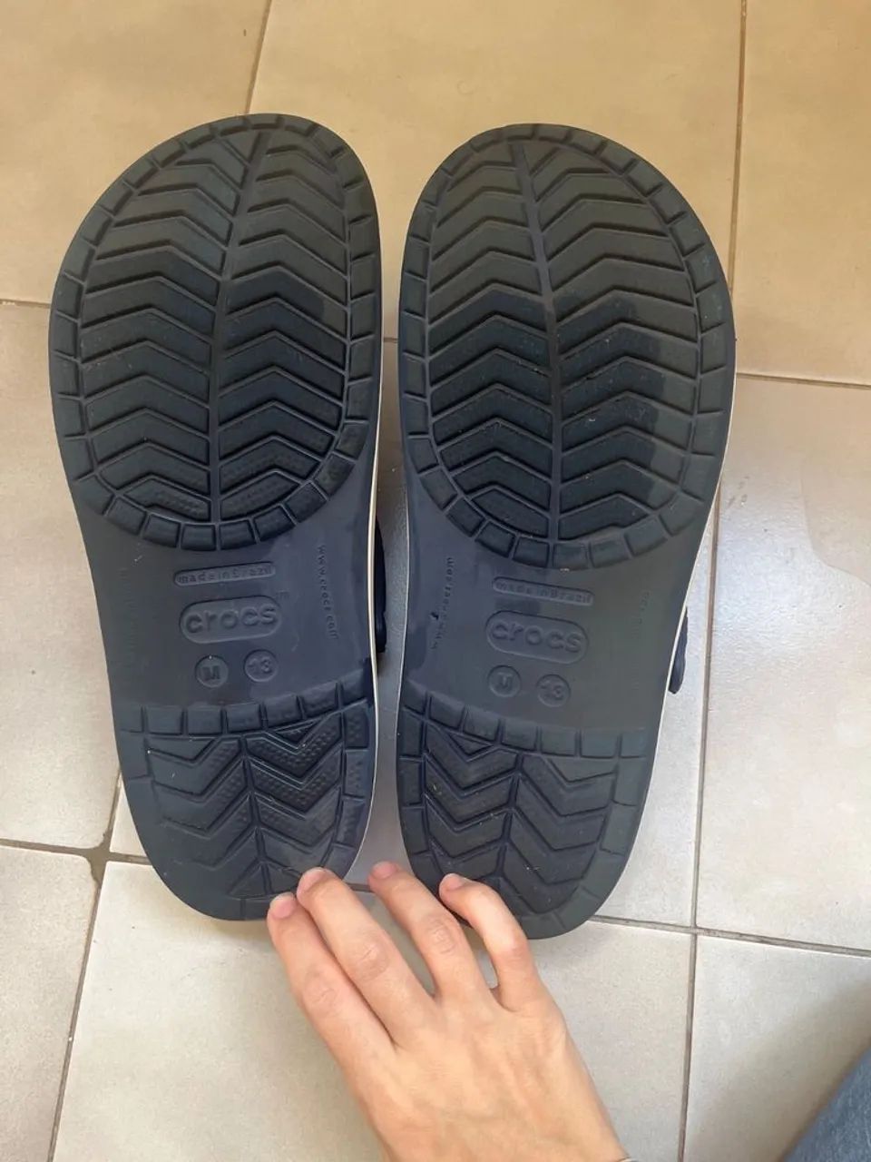 Crocs crocband azul marinho - Foto 4
