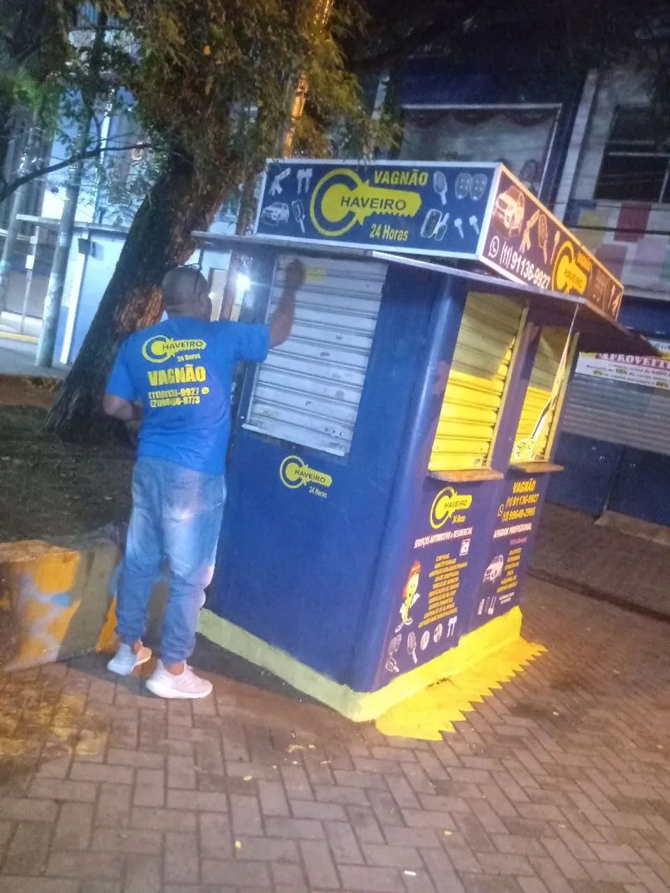 Vendo chaveiro em poá centro enfrente a estação.
