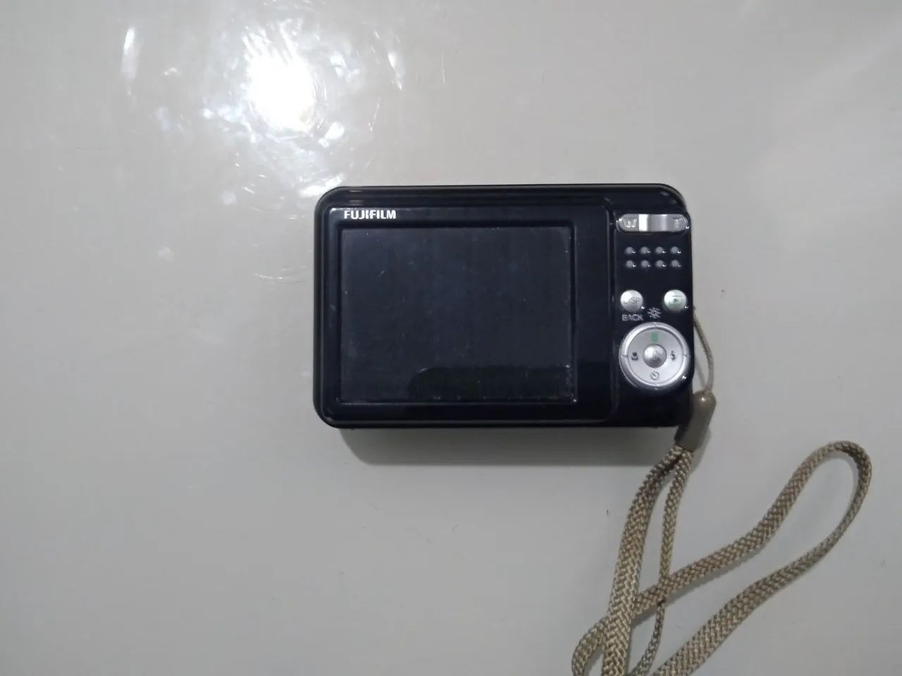 Câmera retrô 12.2 megapixels - Foto 2