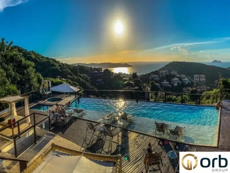 Leilão de hotel comercial de luxo em João Fernandes, Armação dos Búzios-RJ: 10 quartos, 11