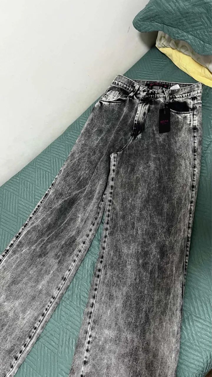 Calça preta 