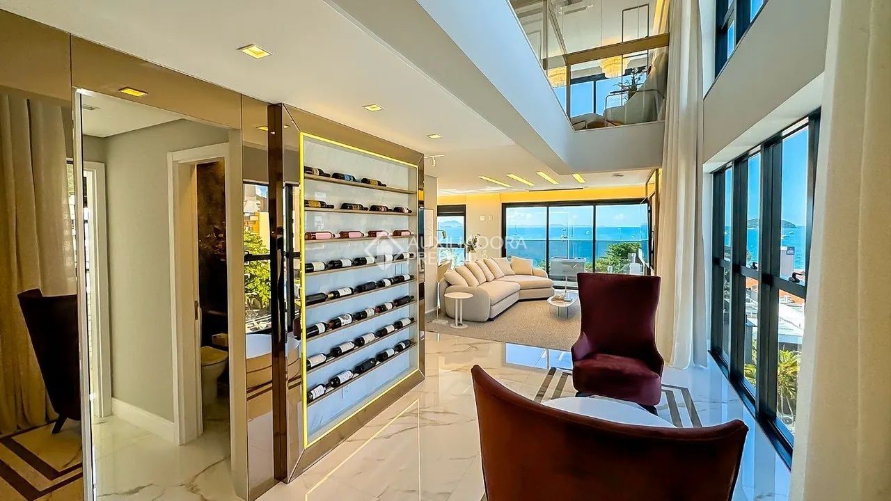 Duplex luxuoso com 4 Suites e vista mar - Foto 3