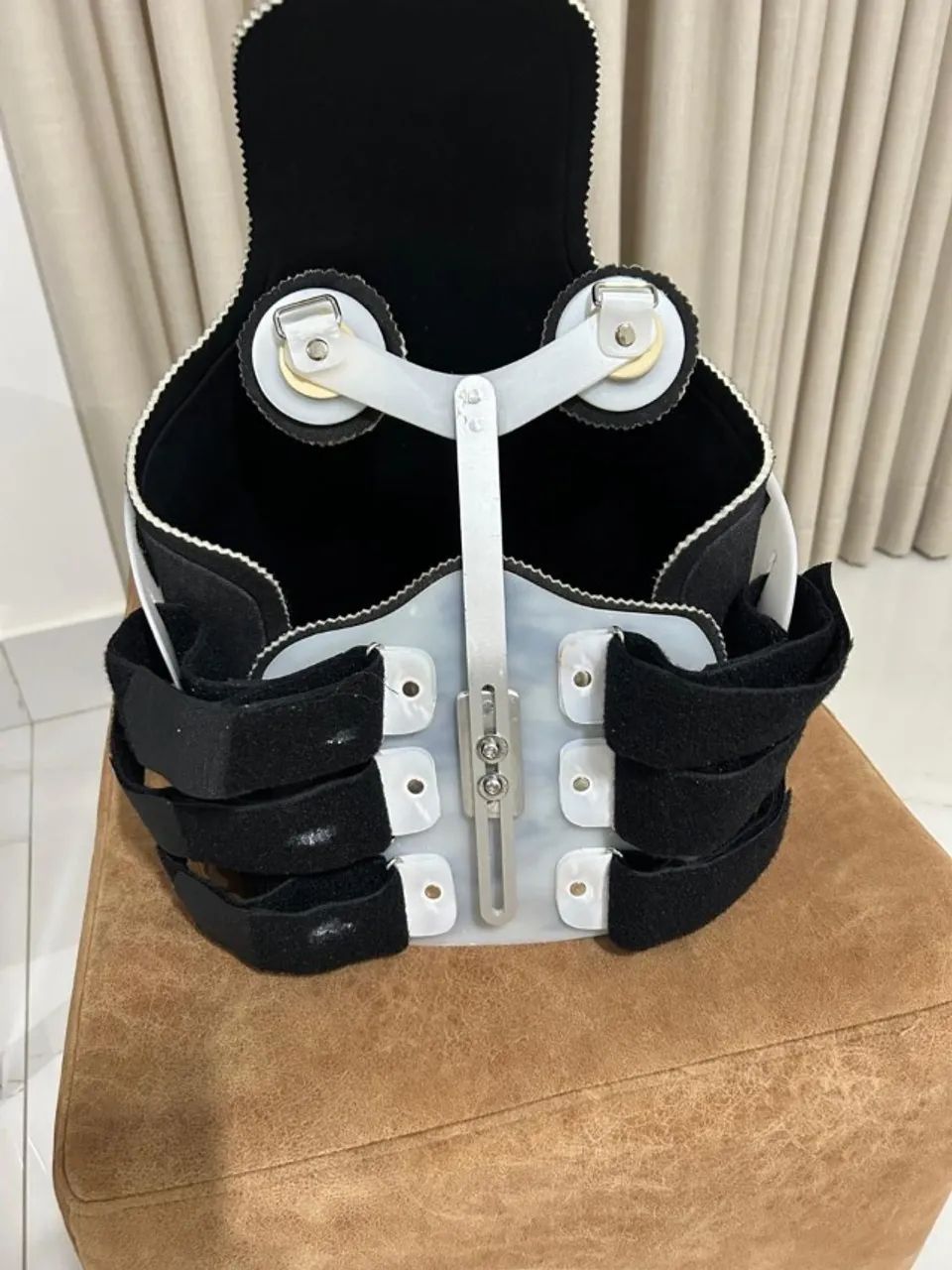 COLETE KNIGHT TAYLOR COM BARRA ANTERIOR -AJUSTAVEL