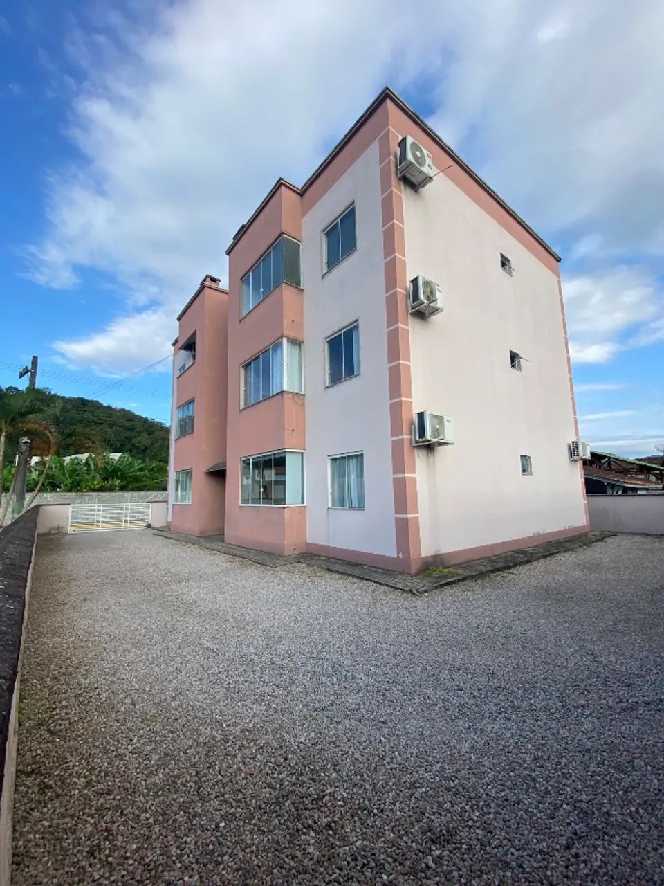 Apartamento no centro da Cidade de Guabiruba - Foto 2
