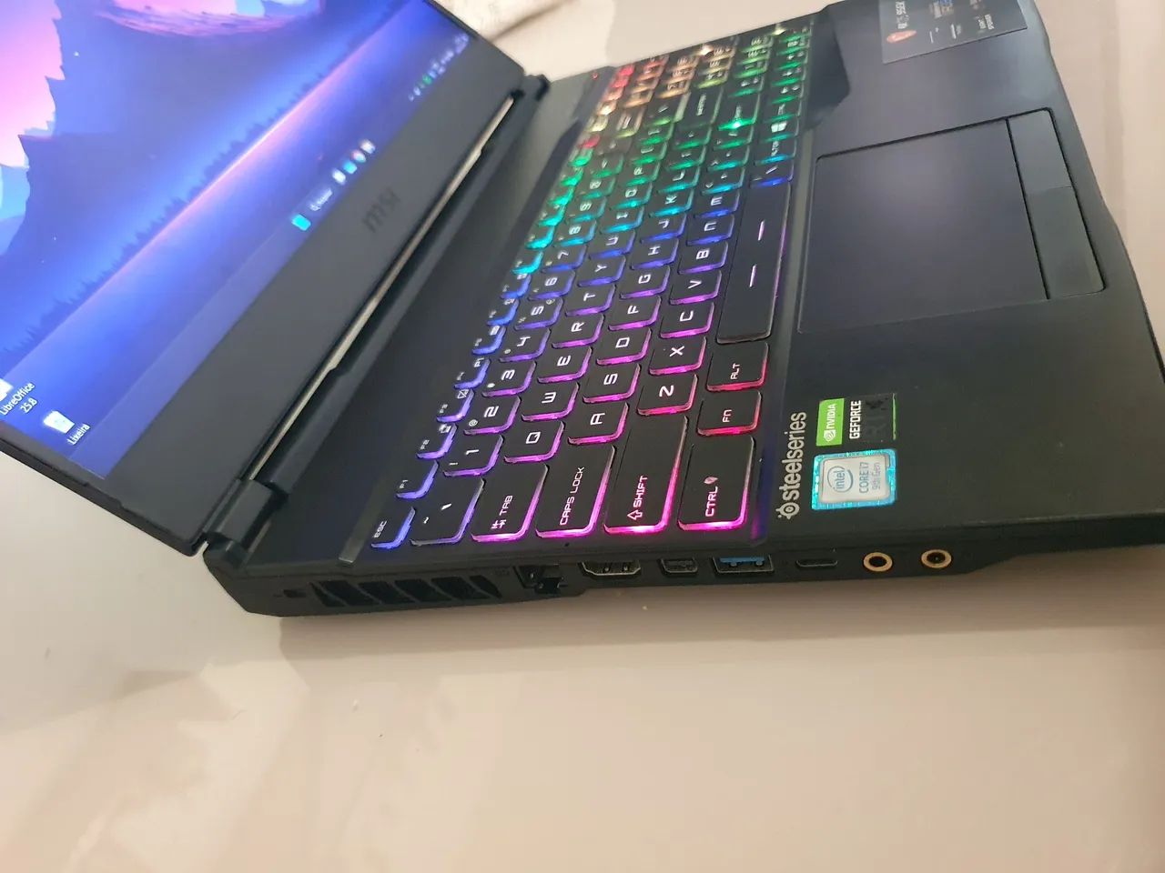Notebook Gamer MSI i7 RTX 2060  - Foto 4