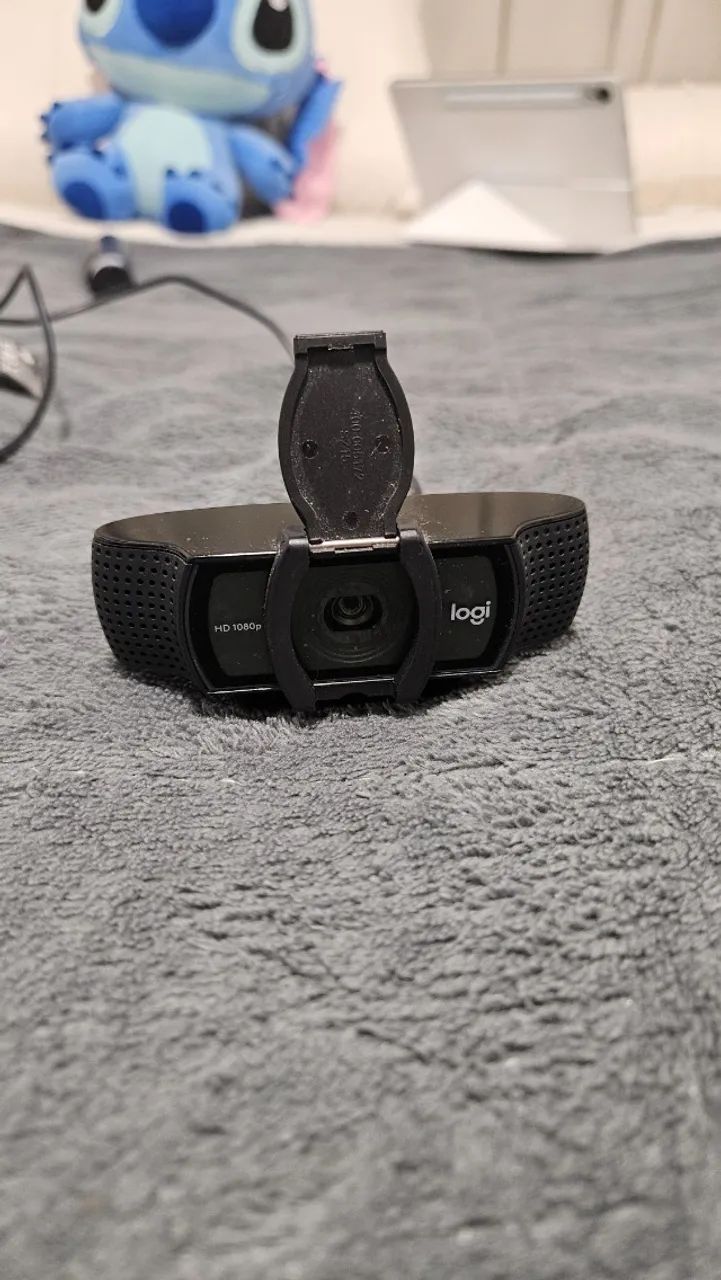 Webcam Loggi C920s Pro Full HD com microfone embutido - Foto 3