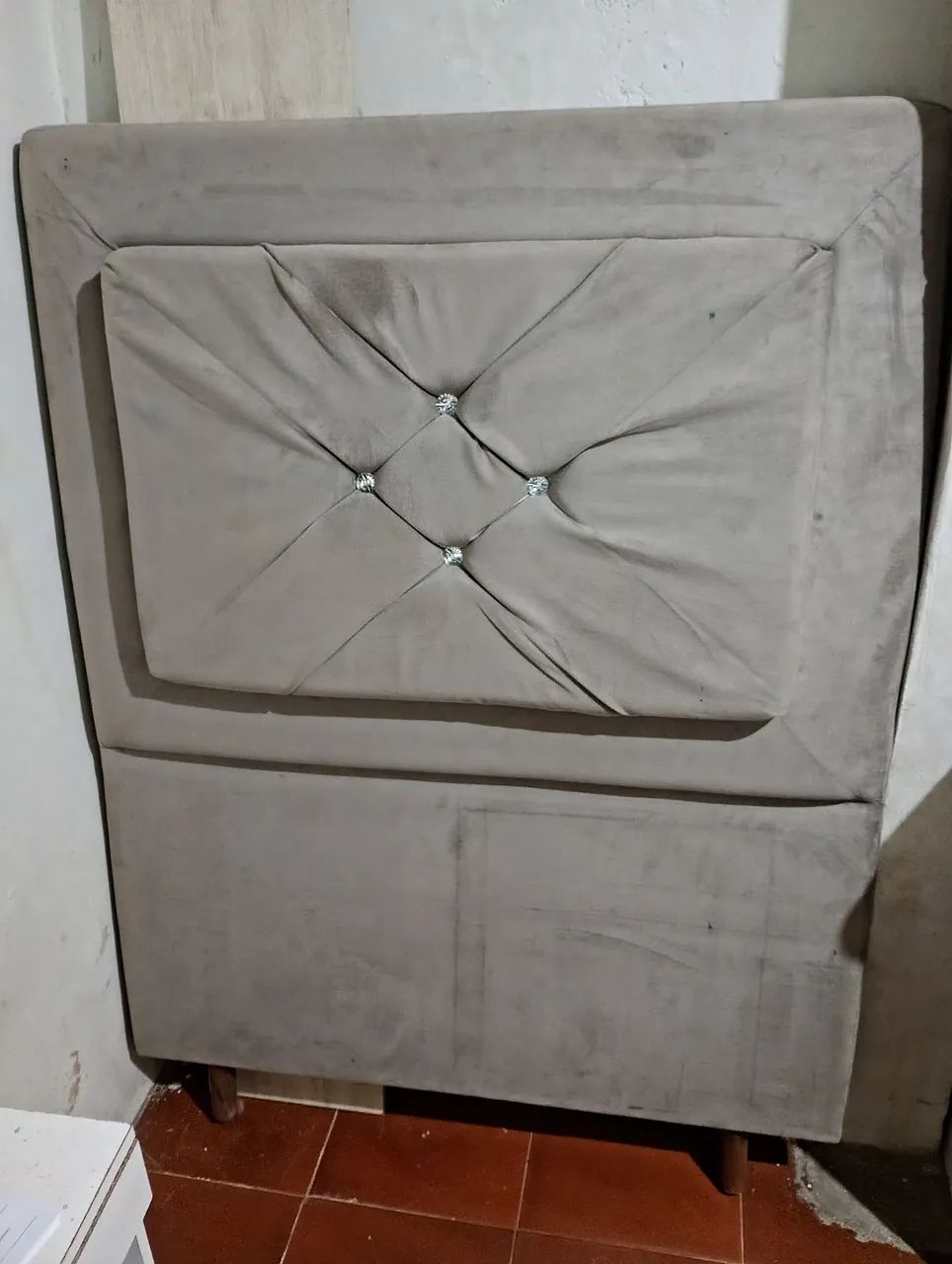 Vendo sofá, base box e cabeceira  - Foto 2