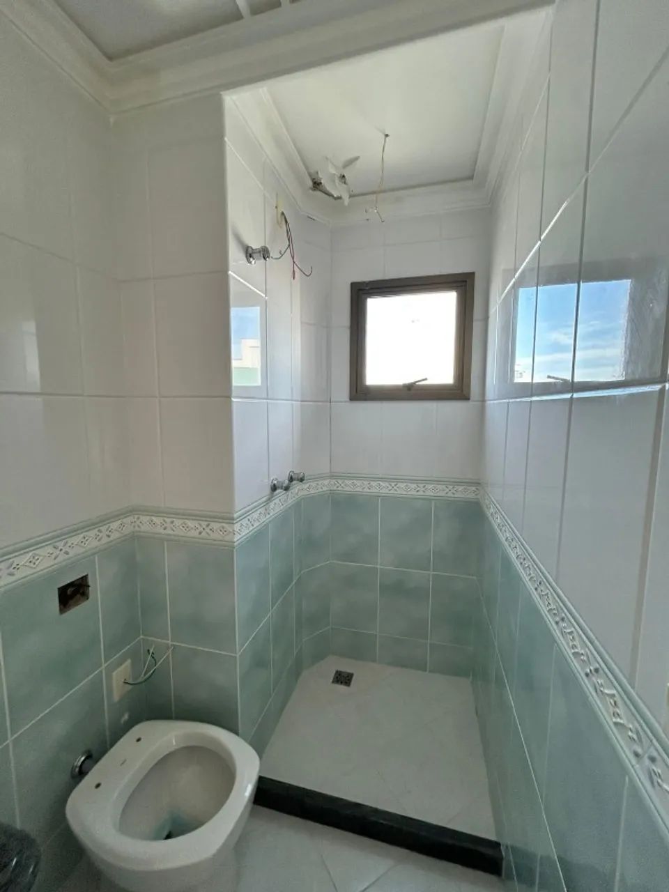 4 Conventional White Toilets - Incepa with Docol Finishes