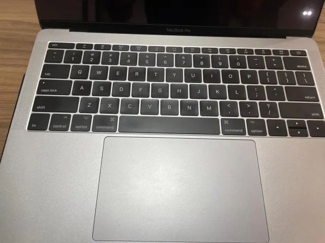 MacBook Pro 13" 2017 - 256GB SSD / Apenas 377 Ciclos / Excelente Estado - Foto 5