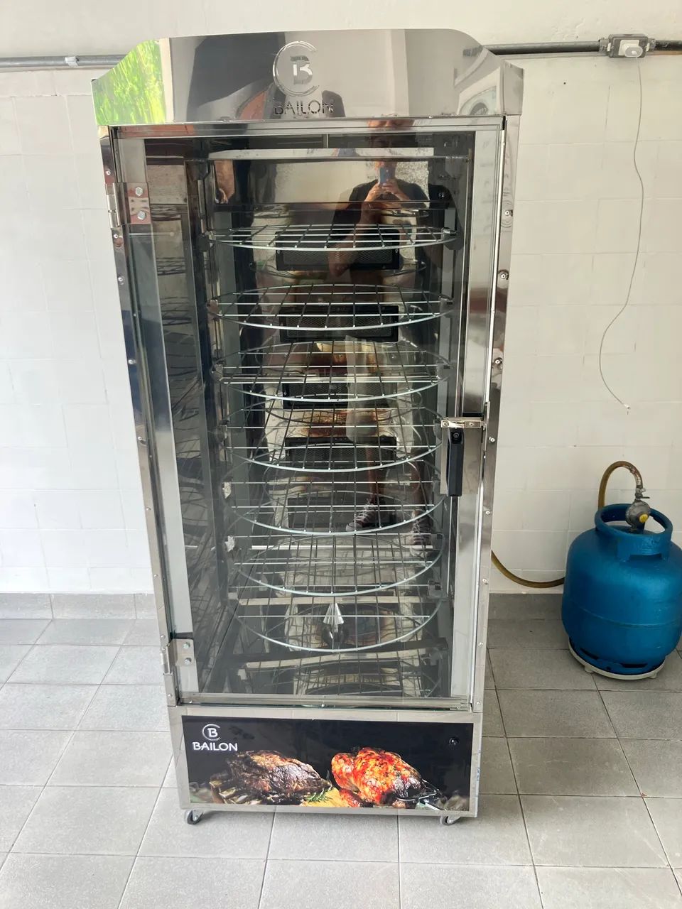 Maquina de assar frangos 