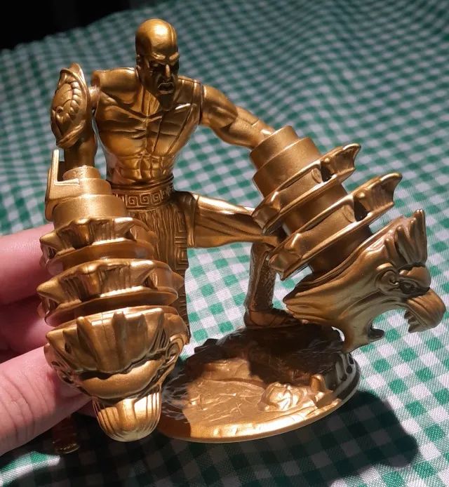 Boneco Kratos Top Cau dourado 13cm - Foto 4