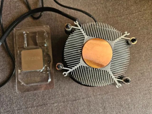 Processador Ryzen 7 2700 + Wraith Spire RGB | 8 Núcleos 16 Threads AM4 - Foto 2