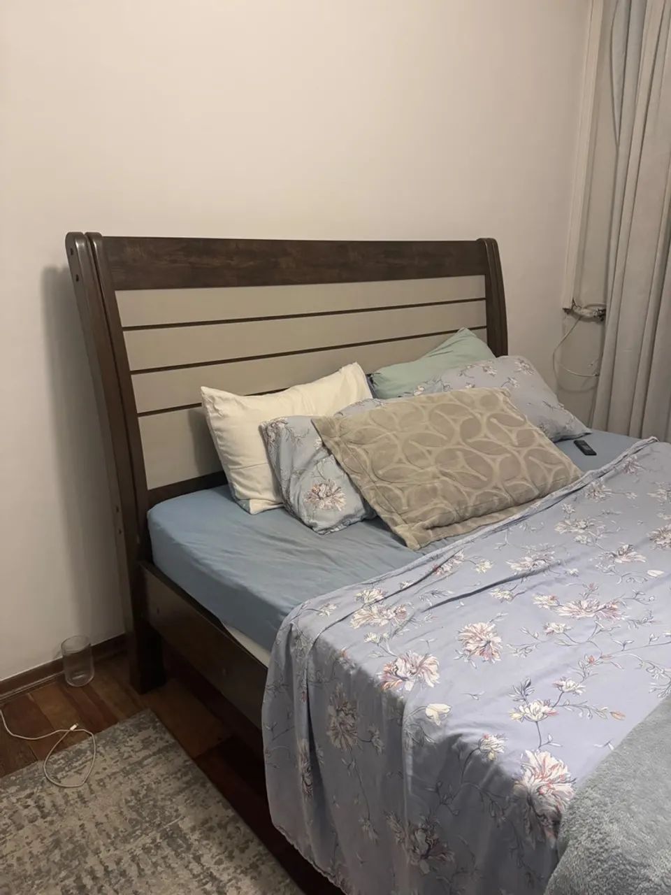 Cama Queen (Sem colchão)