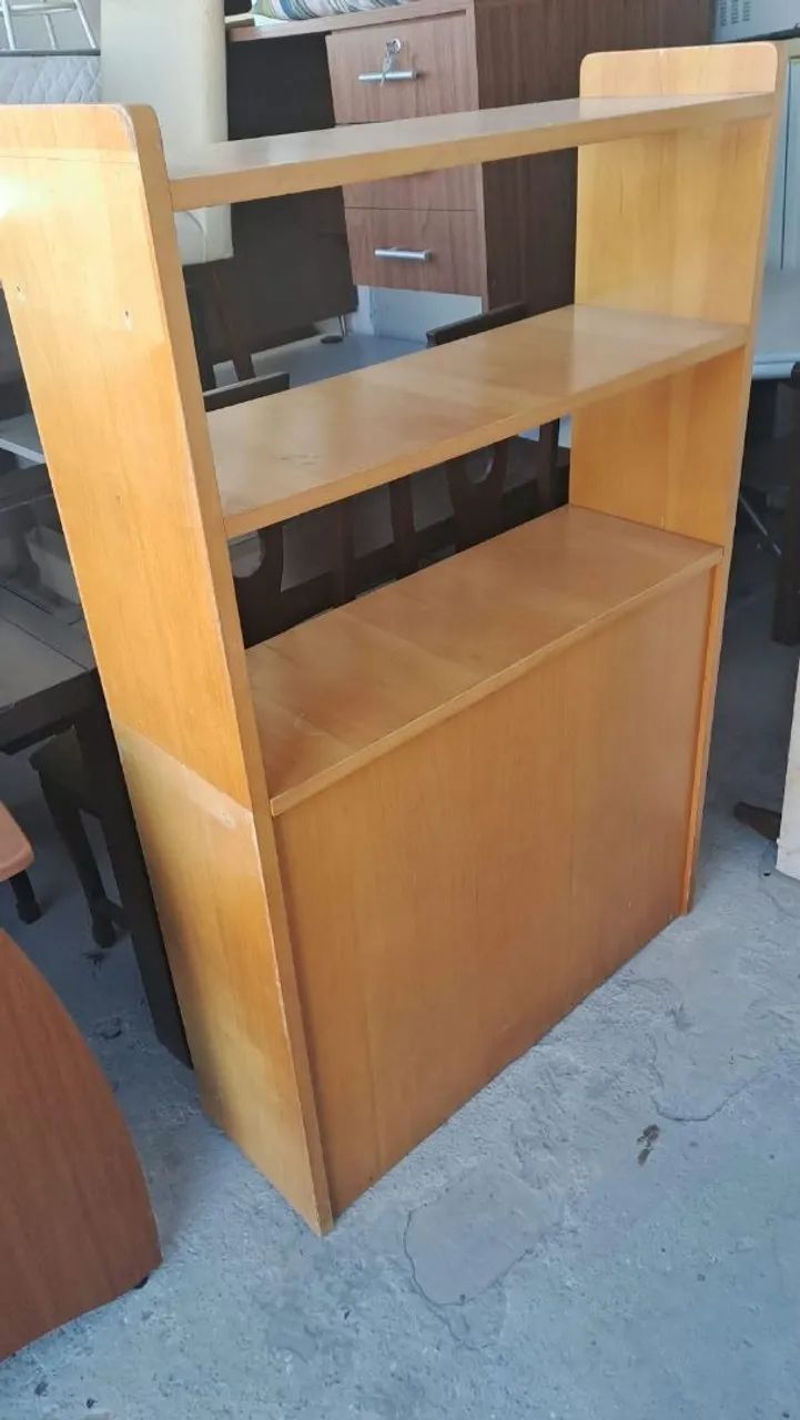 Estante com Baú - Aceito Oferta