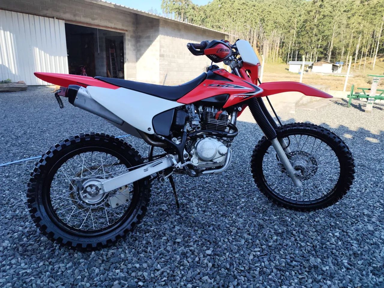 CRF 230 - Foto 2