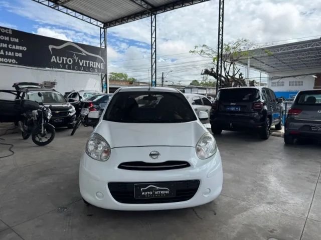 Nissan March 2013