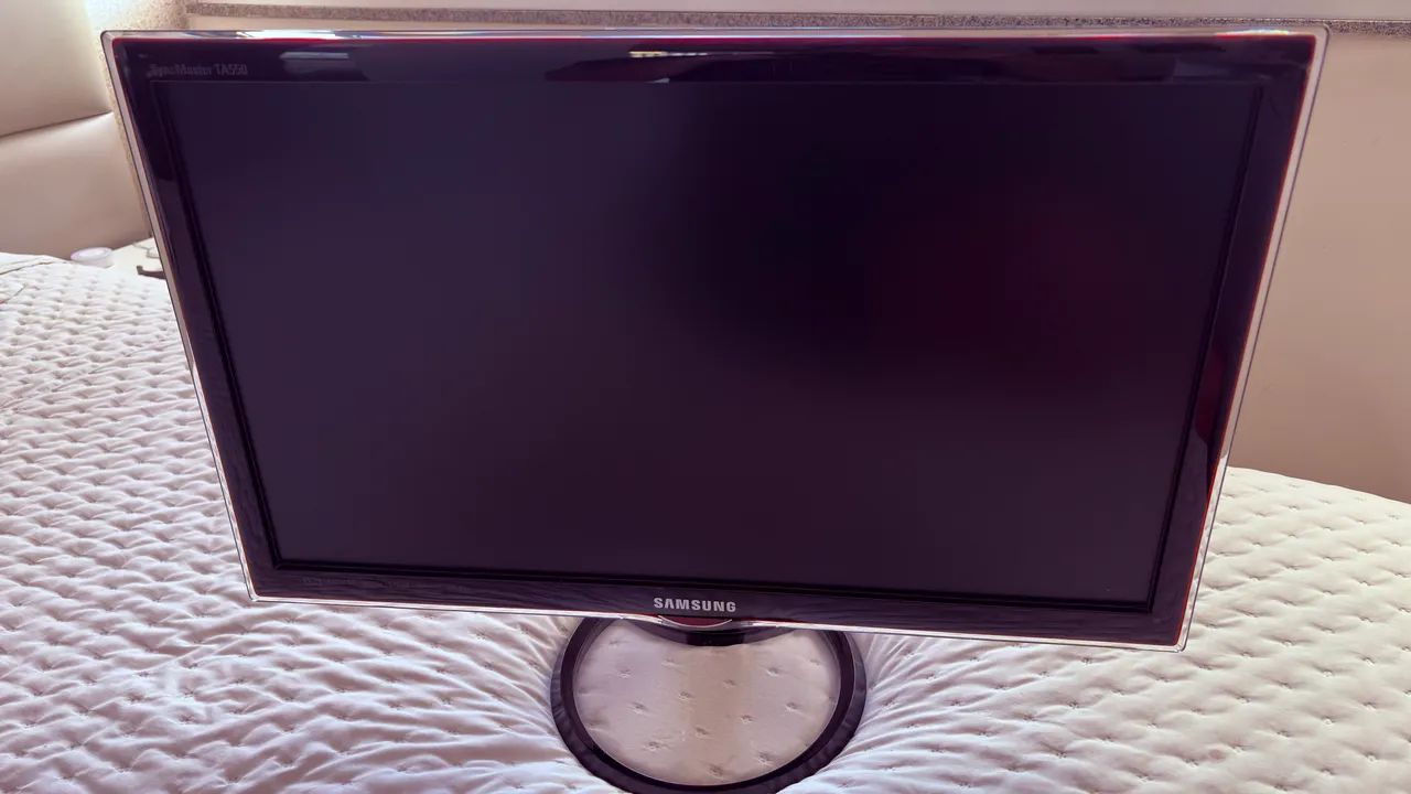 Monitor TV Led Samsung TA550 24 polegadas