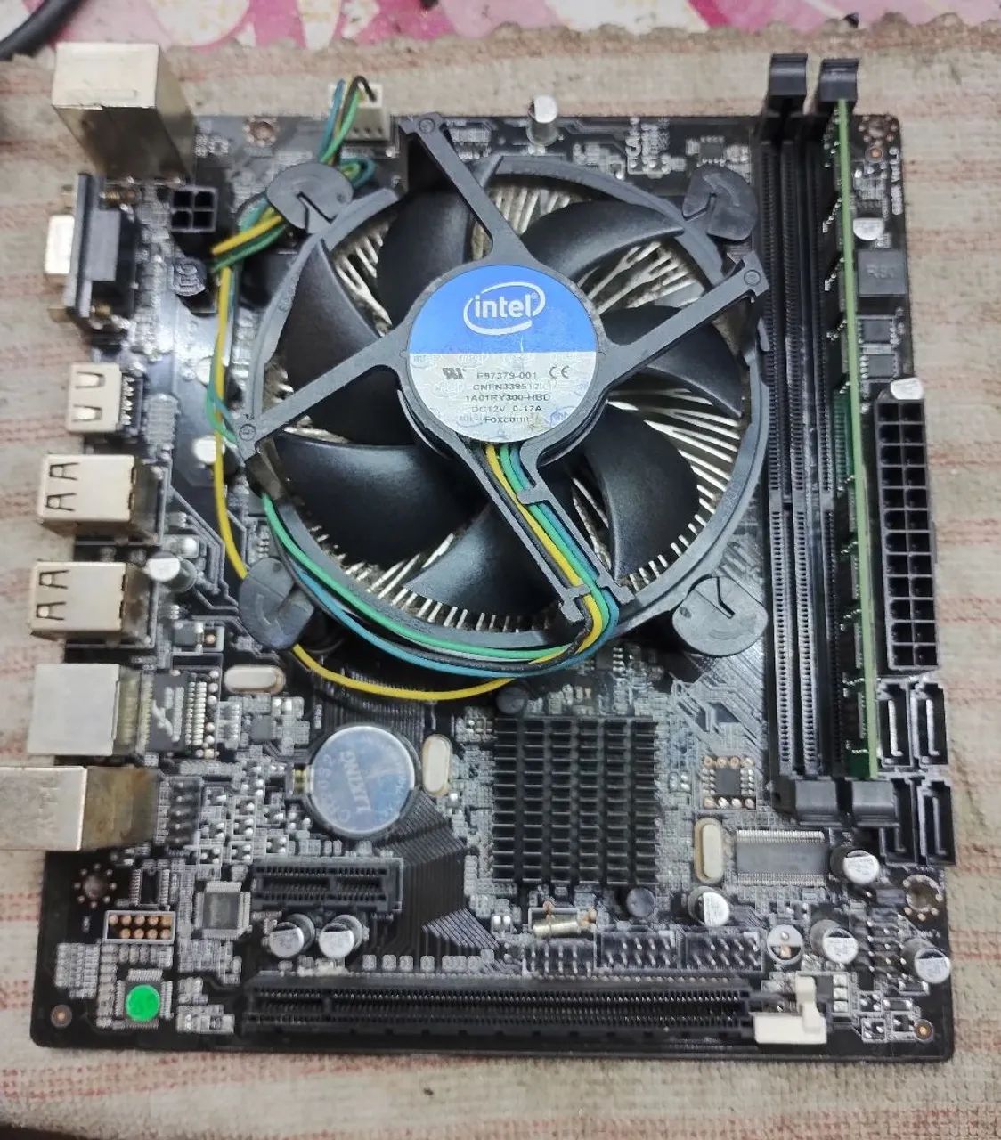 Kit placa mãe lga 1156 + core i5 650 3.20ghz + 4gb ddr3 + coller 