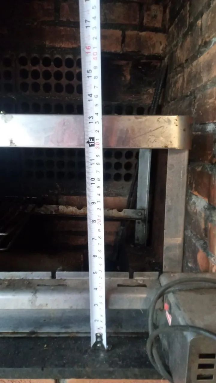 Griil inox de espeto giratório para churrasqueira - Foto 4