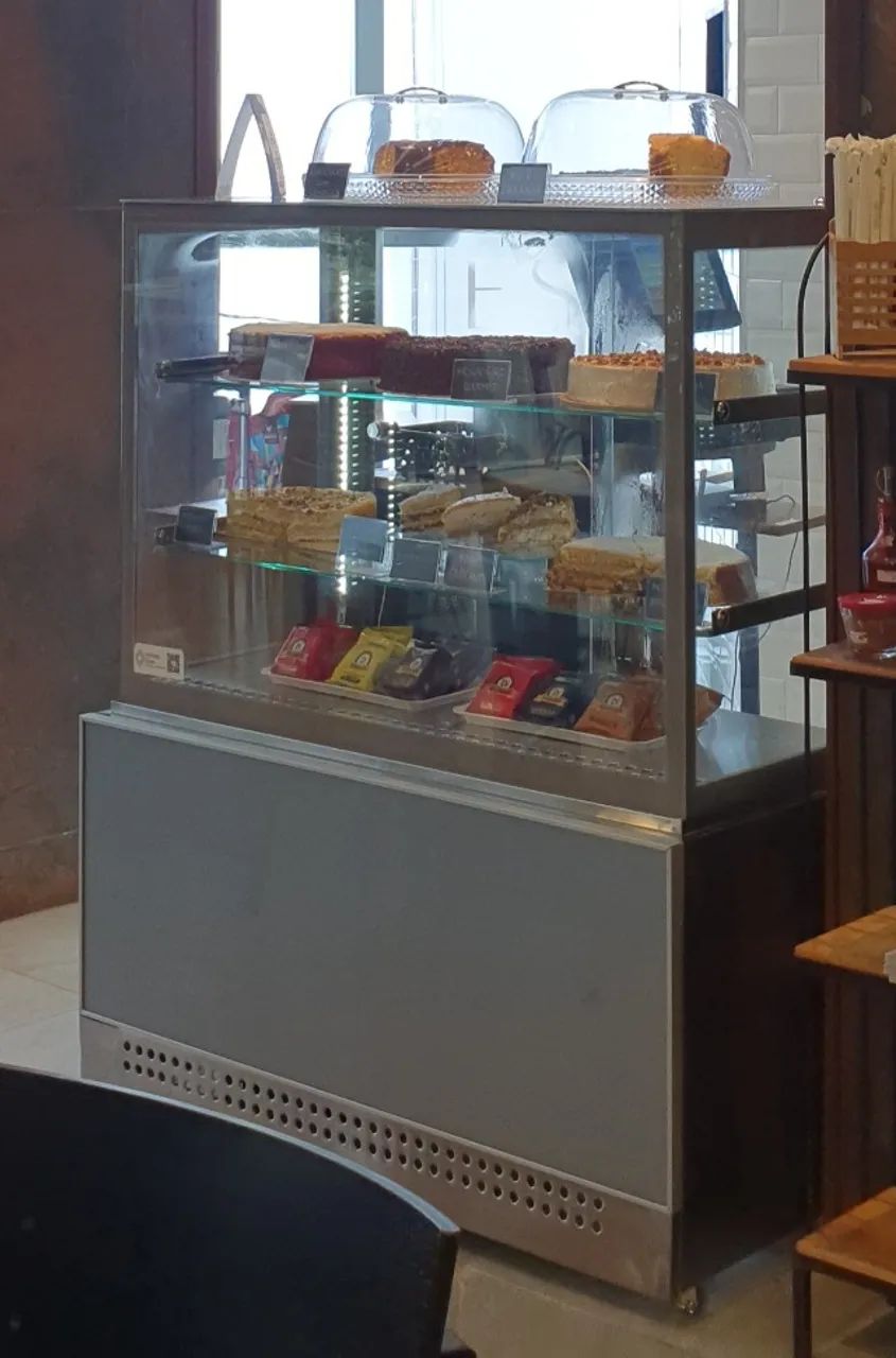 Vitrine Refrigerada - Pouco Uso