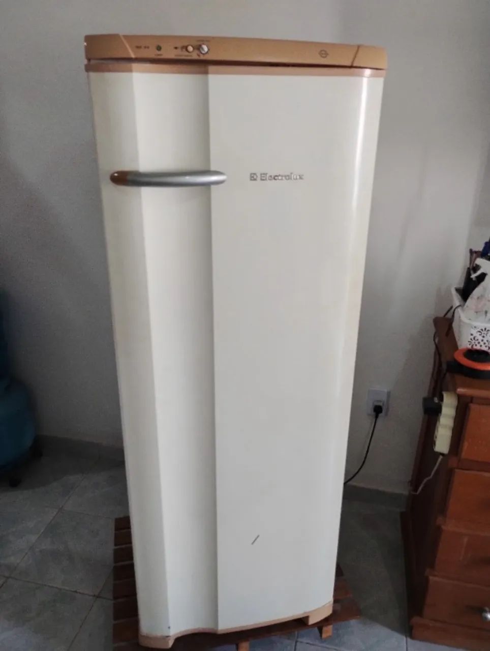 Geladeira Electrolux - RE 34