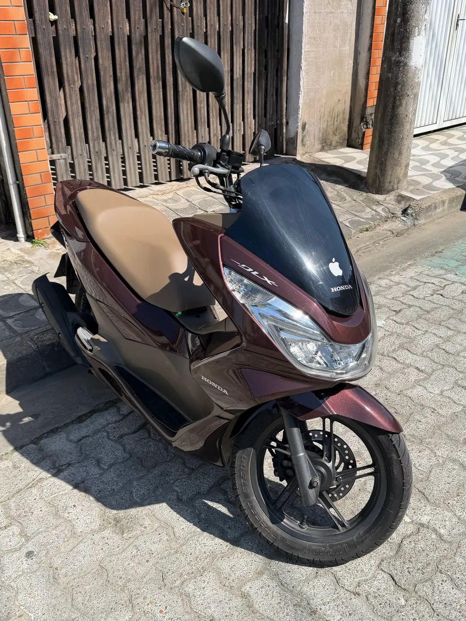 Vendo PCX 2018 - Marrom ?