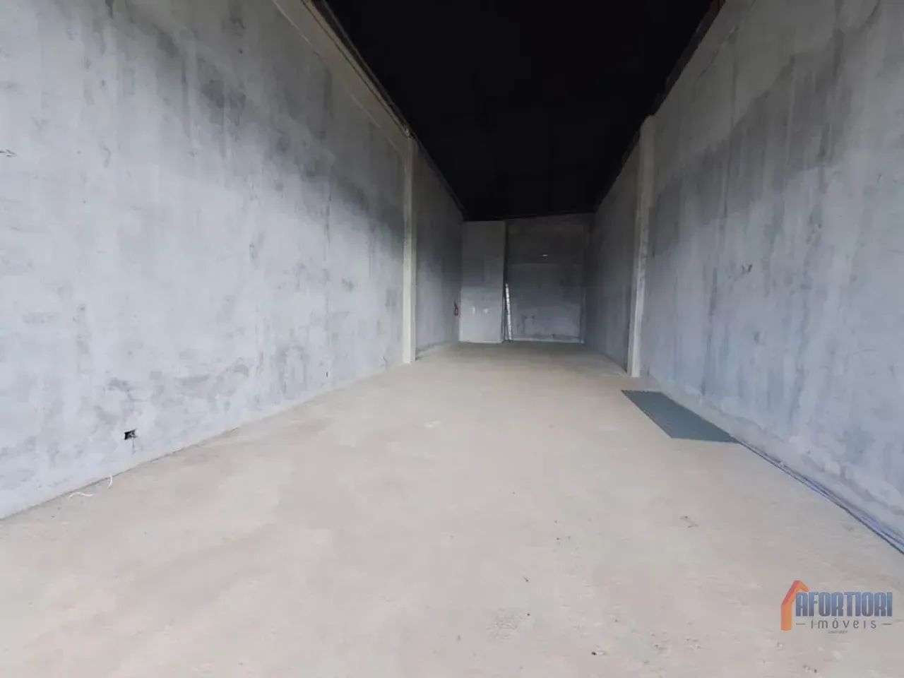 Loja comercial nova com 30 vagas e 123m² no Jardim Botânico, Curitiba - Foto 4