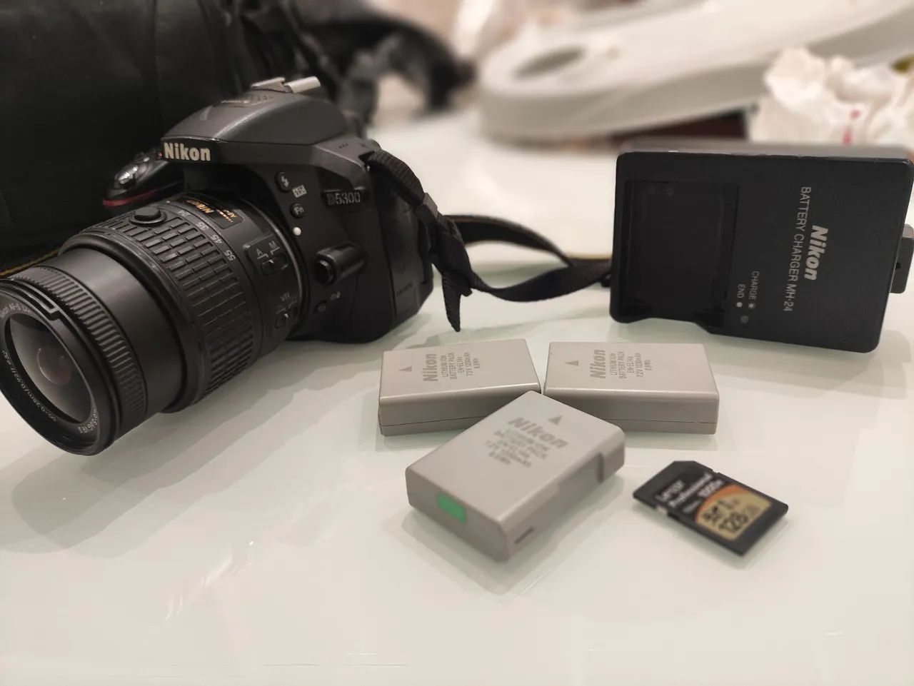 Câmera Nikon D5300 + Lente 18-55 + Acessórios  - Foto 3