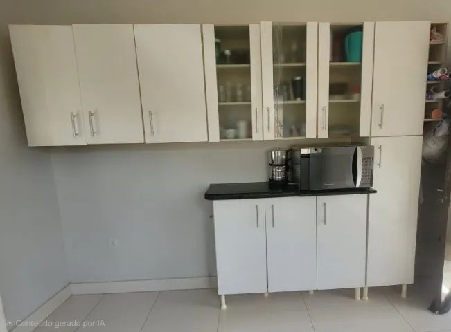 Jogo de cozinha todo em MDF.