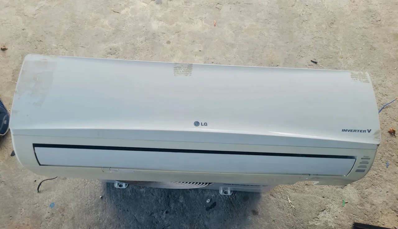 Ar Condicionado Split LG Inverter 12.000 Btus COM DEFEITO - Foto 2