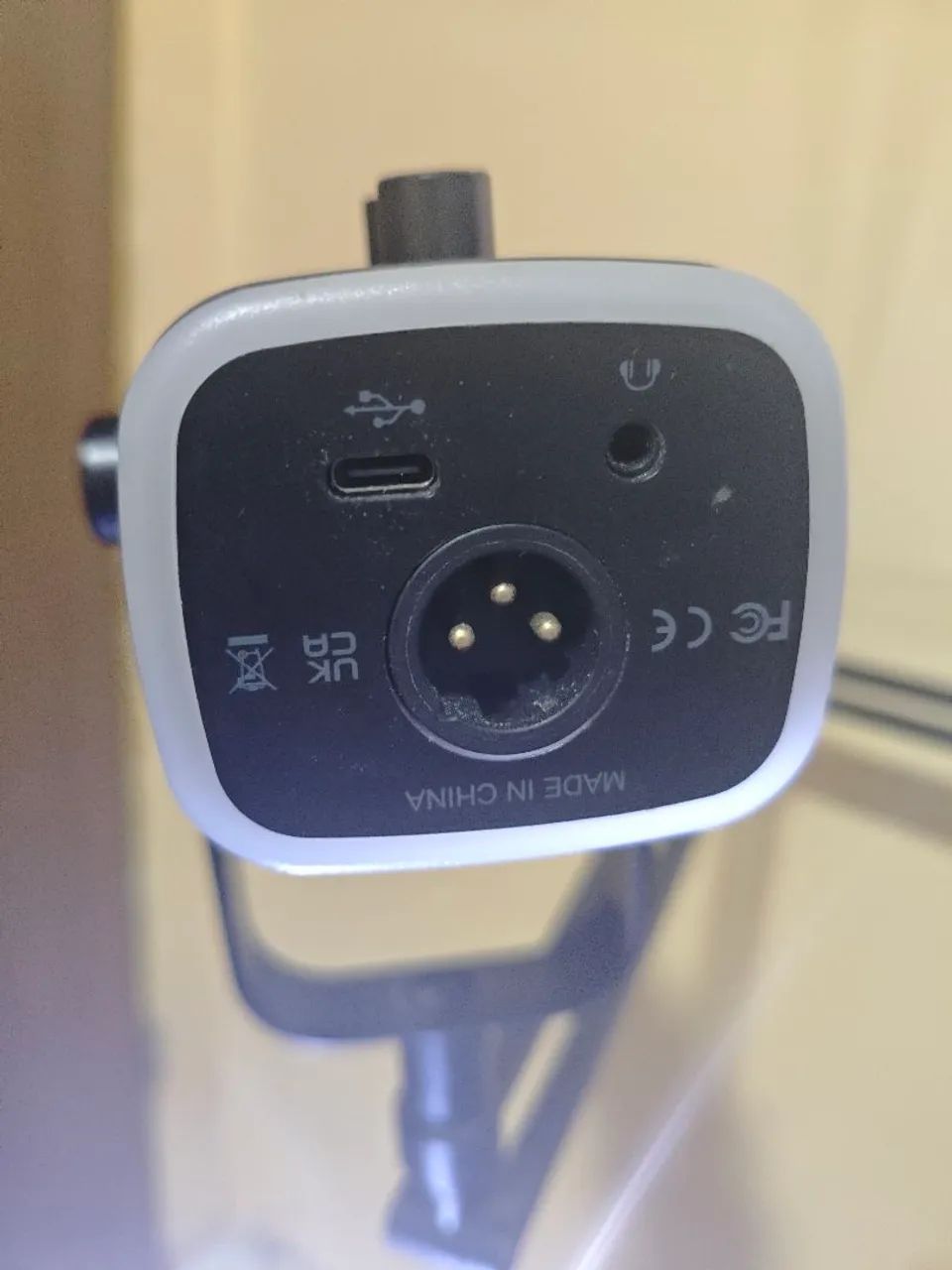 Microfone AM8 FIFINE + braço articulado - Foto 4