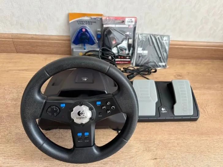 Volante Logitech - PlayStation e PC - Foto 3
