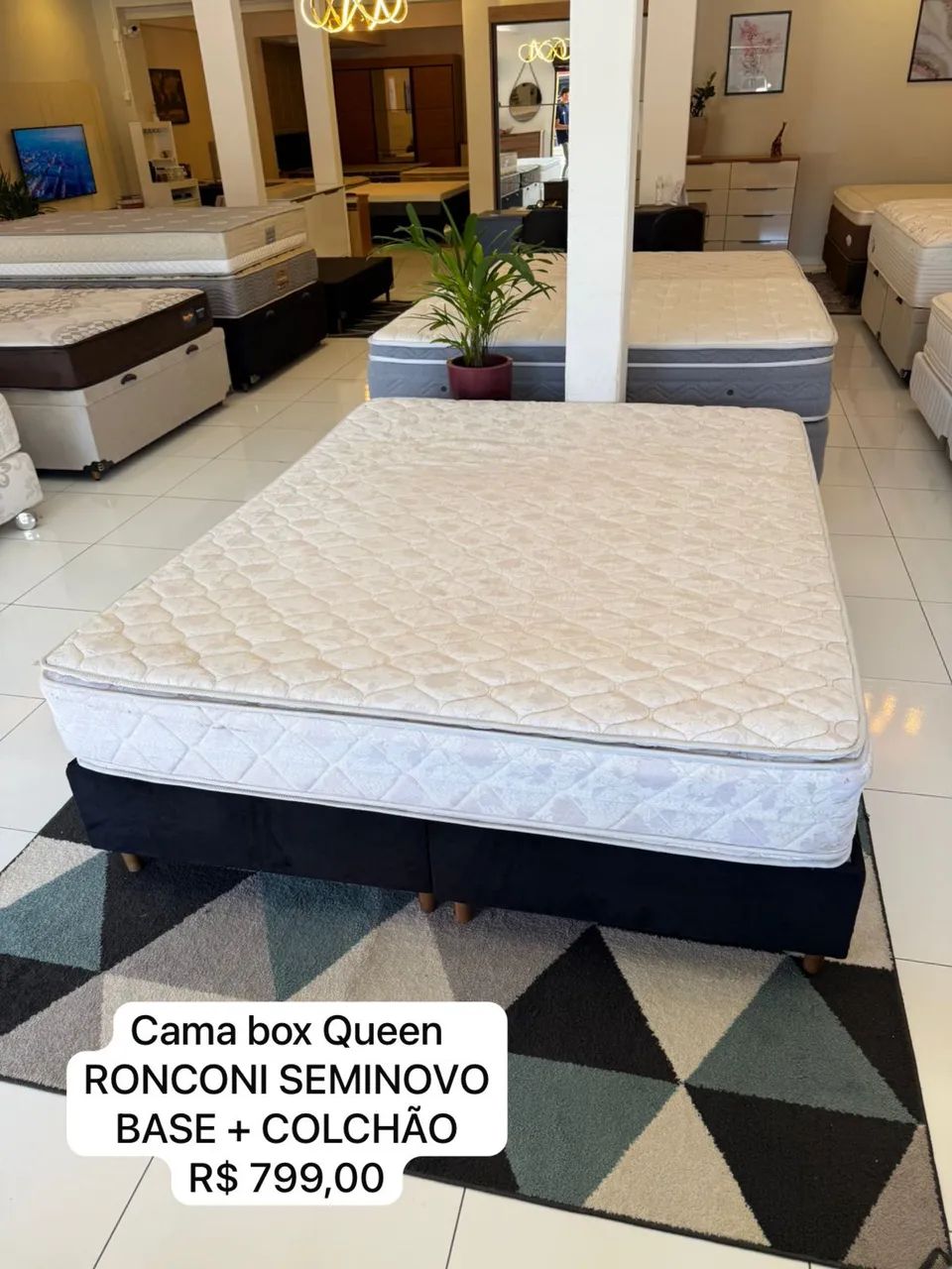 Colchão Queen SEMINOVO COM BASE BOX. Entrego  - Foto 3