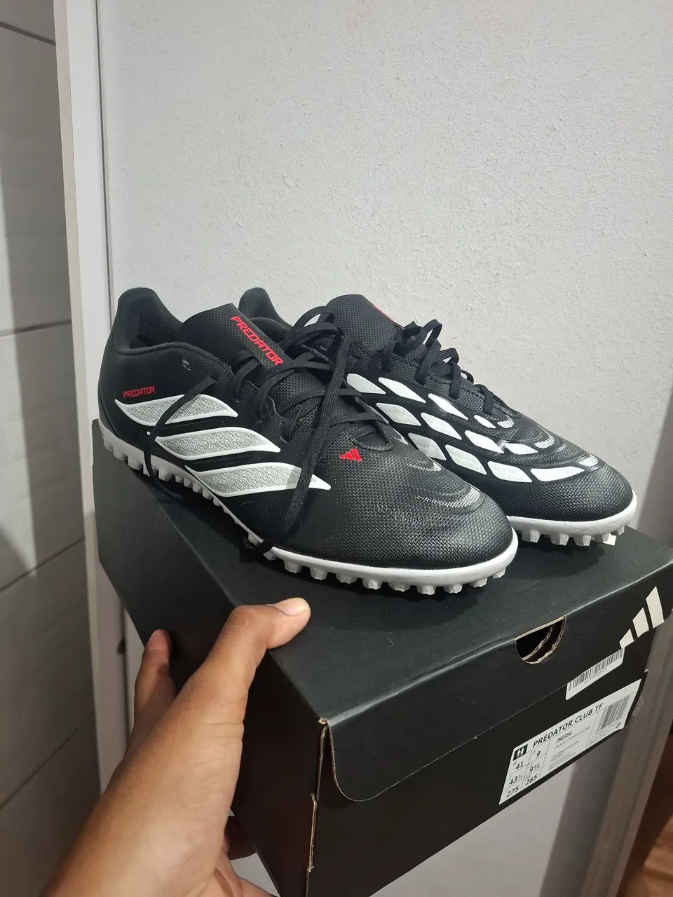 Chuteira da Adidas society, tamanho 38 - Calçados Esportivos