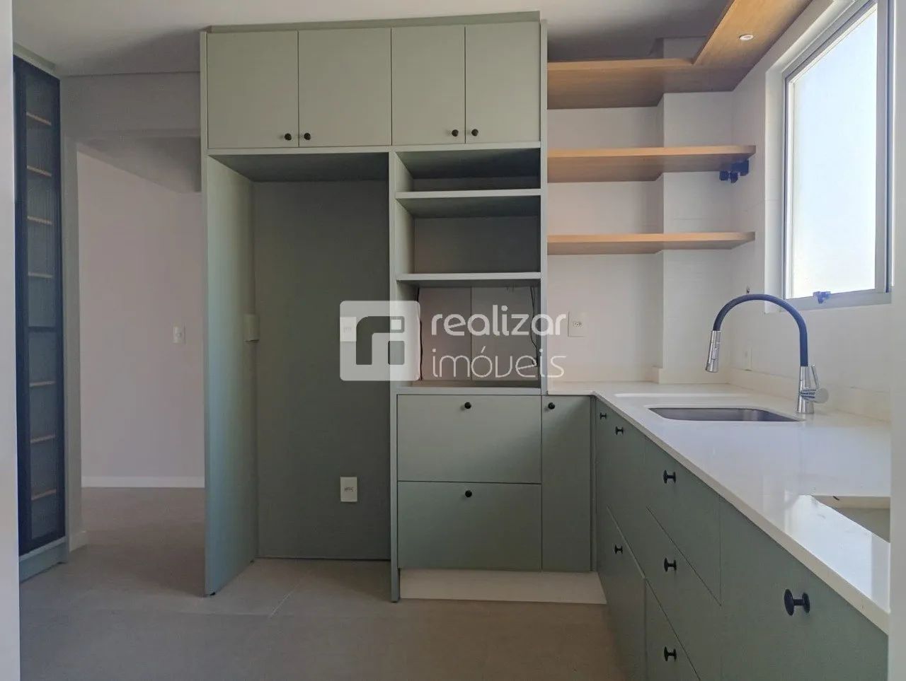 Apartamento 3 dormitórios bairro Centro em Florianópolis