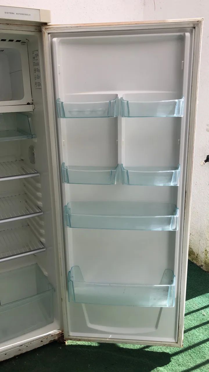 Geladeira Bosch | Sistema auto degelo ? - Foto 3