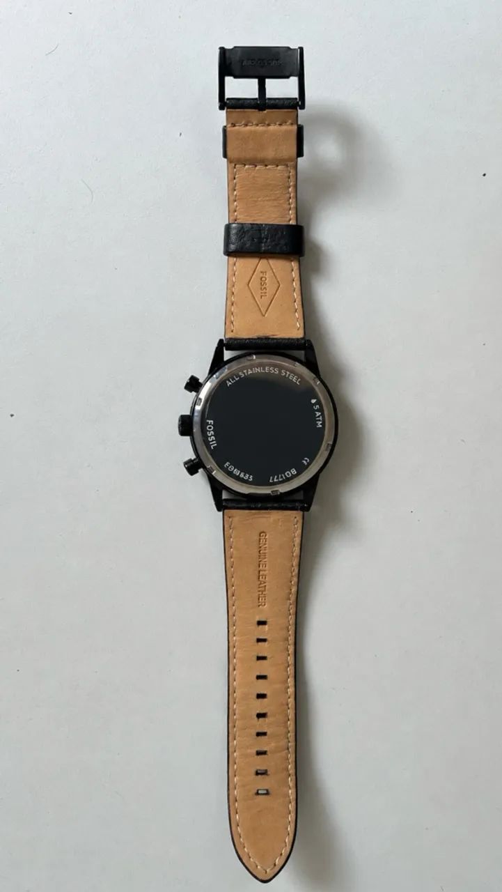Relógio com Pulseira de Couro Preta Fossil - Foto 2