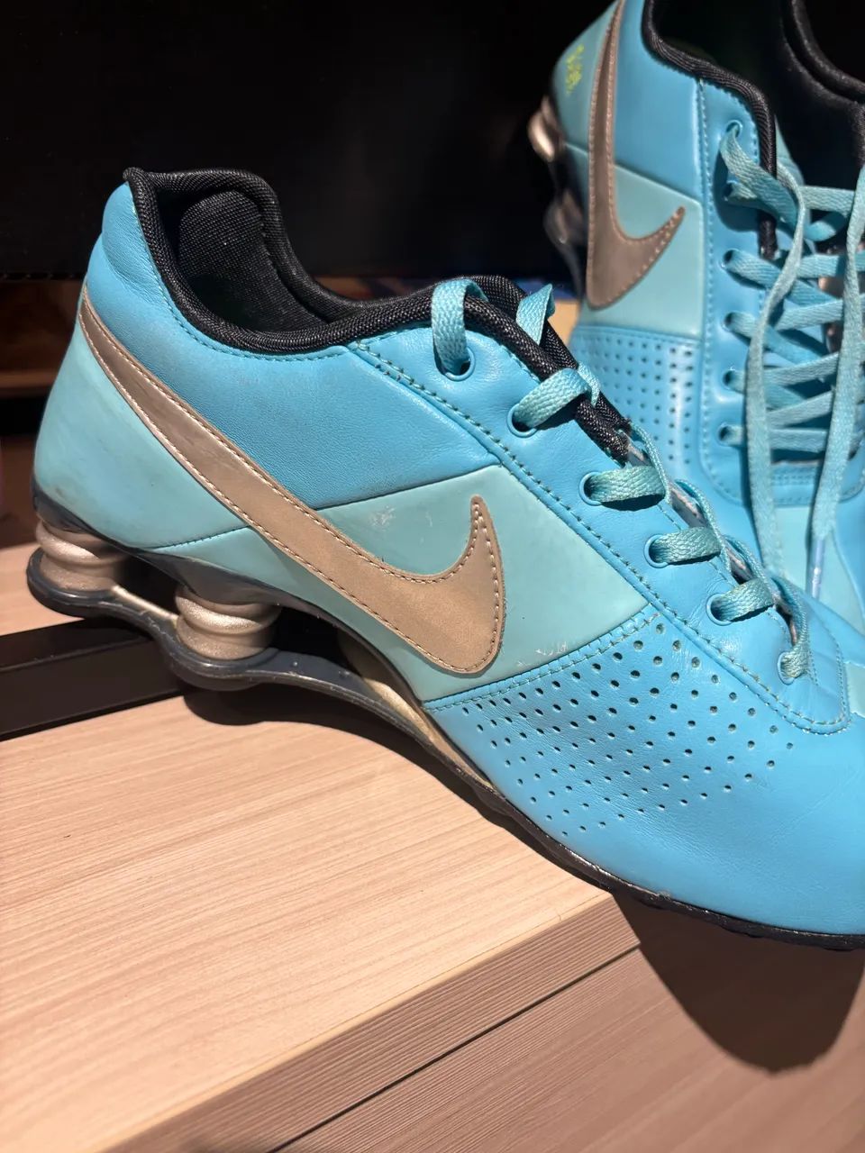 Nike shox 4 molas azul claro