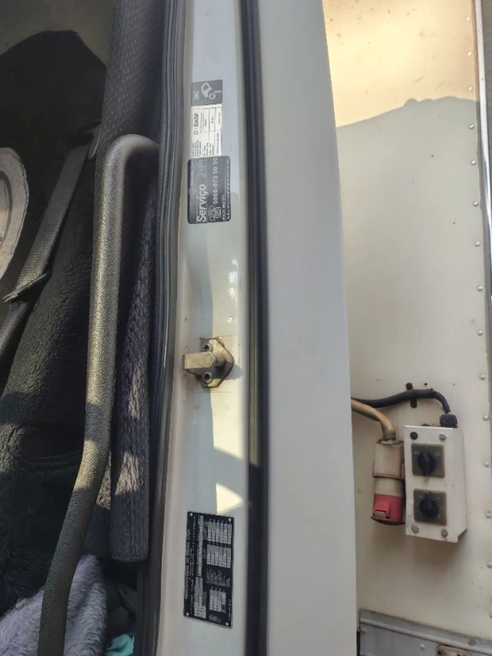 Atego 1719 - Foto 2
