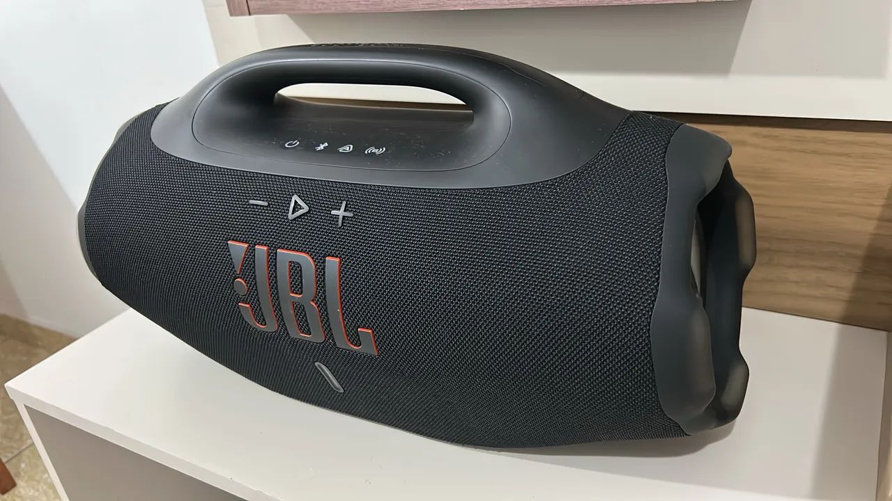 Boombox 4 - Impecável 
