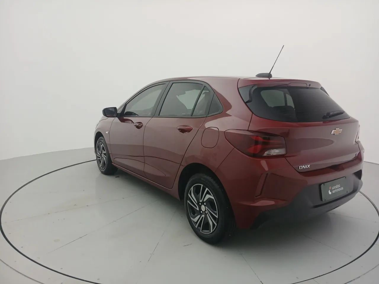Chevrolet Onix Hatch LT 1.0 12V Flex Mec. 4P, foto 3 de 18